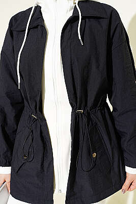 Bel Tünelli Kapüşonlu Paraşüt Ceket Siyah - Ceket