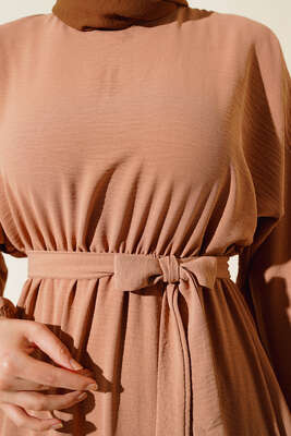 Belden Kuşak Bağlamalı Elbise Latte - Thumbnail