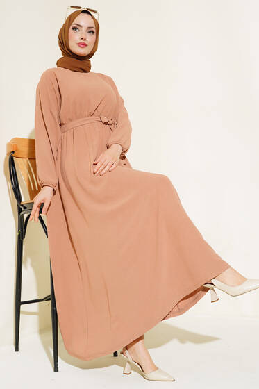 Belden Kuşak Bağlamalı Elbise Latte - Tesettür Elbise