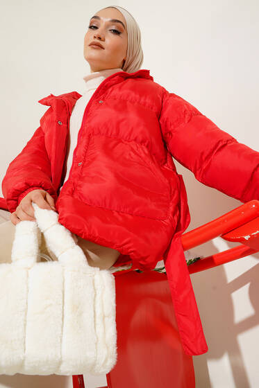 Beli Bağlamalı Şişme Mont Kırmızı - Mont