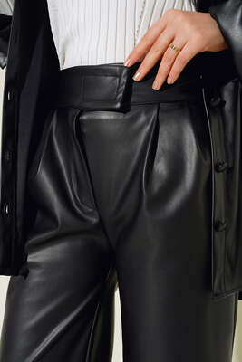Beli Cırtlı Deri Pantolon Siyah - Pantolon