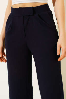 Beli Cırtlı Geniş Paça Pantolon Lacivert - Yılın Fırsatı