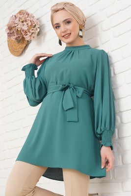 Beli Kuşaklı Kol Ucu Lastikli Zümrüt Tunik - UMAY STORE