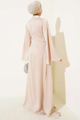 Beli Kuyruklu Saten Abiye Elbise Bej - Tesettür Elbise