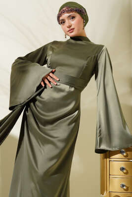 Beli Kuyruklu Saten Abiye Elbise Haki - Tesettür Elbise