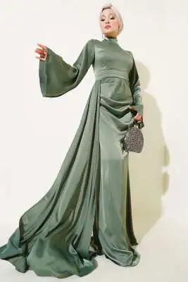 Beli Kuyruklu Saten Abiye Elbise Yeşil 