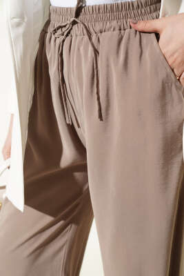 Beli Lastikli Cepli Modal Pantolon Vizon - Pantolon