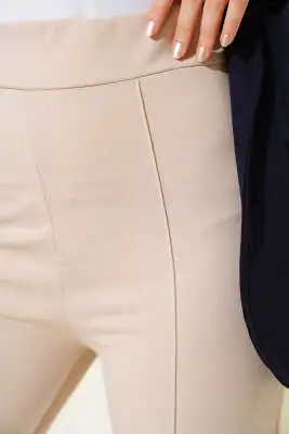 Beli Lastikli Çımalı Pantolon Bej - Pantolon