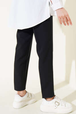 Beli Lastikli Dar Paça Pantolon Siyah - Yeni Tesettür Giyim