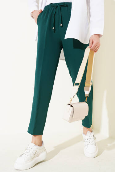 Beli Lastikli Dar Paça Pantolon Zümrüt Yeşili - Pantolon