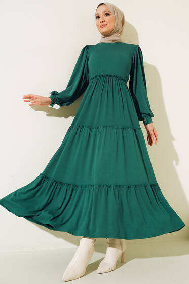 Beli Lastikli Fırfırlı Kat Kat Elbise Zümrüt - Tesettür Elbise