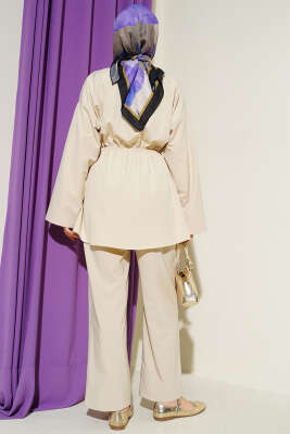 Beli Lastikli Gold Düğmeli İkili Takım Bej - İkili Takım