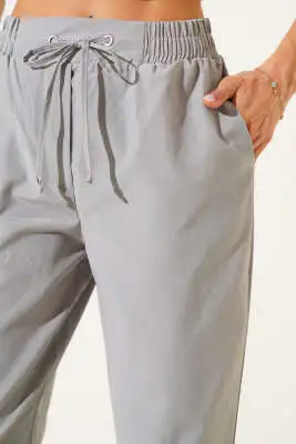 Beli Lastikli İp Bağcıklı Pantolon Gri - Kadın Giyim Modelleri
