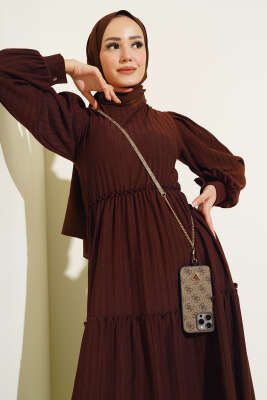 Beli Lastikli Kat Kat Elbise Kahve - Tesettür Elbise