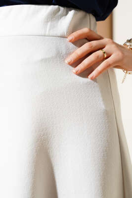 Beli Lastikli Kloş Basic Etek Beyaz - Uzun Etek