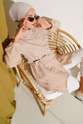 Beli Lastikli Kurdeleli Gömlek Bej 