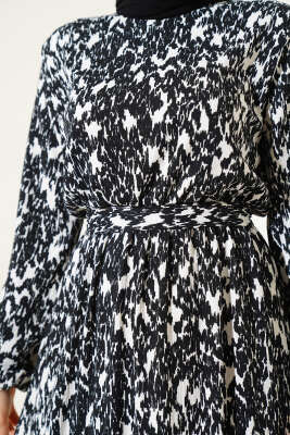 Beli Lastikli Kuşaklı Desenli Bürümcük Elbise Siyah - Tesettür Elbise