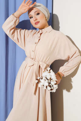 Beli Lastikli Kuşaklı Elbise Bej - Yılın Fırsatı