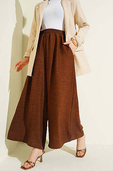 Beli Lastikli Oversize Paçalı Pantolon Kahve - Pantolon