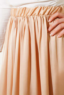 Beli Lastikli Saten Kloş Etek Latte - Uzun Etek