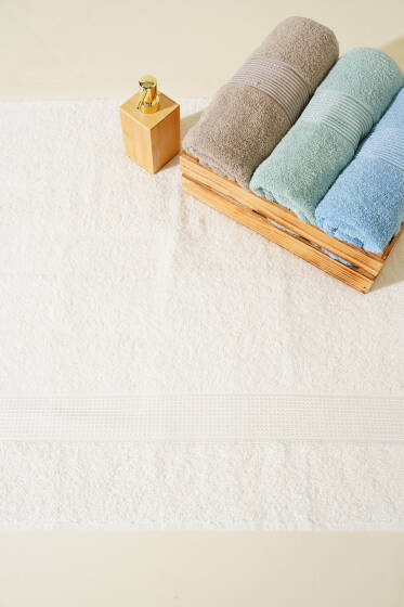 Betüş Banyo Havlusu Ekru - Banyo Havlusu