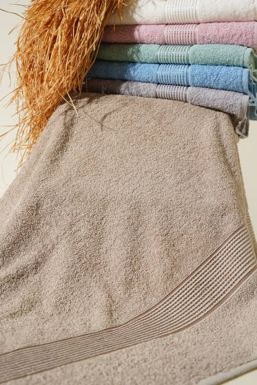 Betüş Banyo Havlusu Vizon - Banyo Havlusu