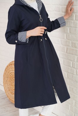 Bileği Çizgili Kapüşonlu Lacivert Trençkot - Trençkot