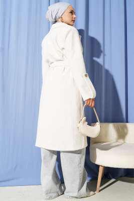 Bilek Apoletli Kuşaklı Tay Tüyü Kaban Bej - Kaban