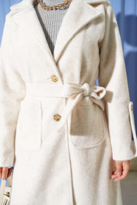 Bilek Apoletli Kuşaklı Tay Tüyü Kaban Bej - Kaban