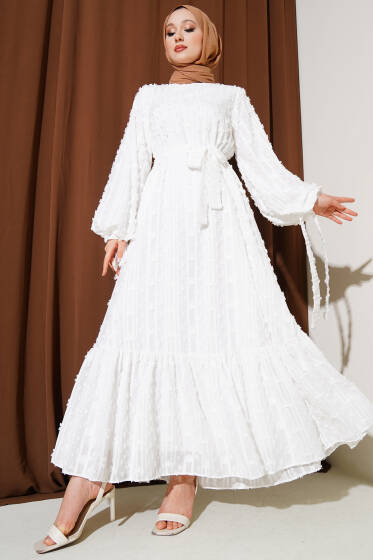 Bilek Bağcıklı Volanlı Elbise Beyaz - Elbise