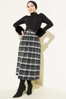 Bilek Kürklü Çıtçıtlı Body Siyah - Yılın Fırsatı