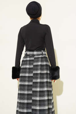 Bilek Kürklü Çıtçıtlı Body Siyah - Yılın Fırsatı