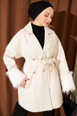 Bilek Kürklü Düğmeli Kaşe Kaban Bej - VAV TEKSTİL