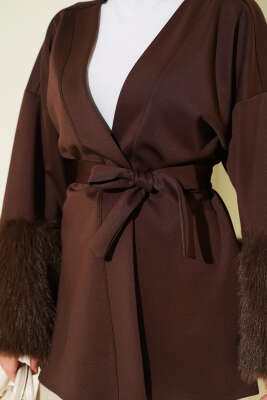 Bilek Kürklü Kuşaklı Scuba Ceket Kahve - Ceket