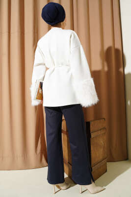 Bilek Kürklü Scuba Tunik Beyaz - Tunik