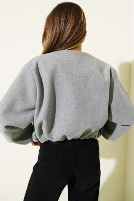 Bilek Lastik Detaylı Kısa Kaşe Ceket Gri - Kadın Giyim Modelleri