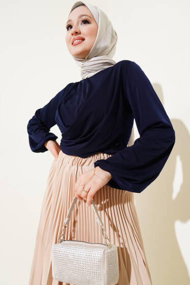 Bilek Lastikli Çapraz Büzgülü Bluz Lacivert - Yılın Fırsatı 
