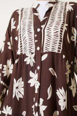 Bilek Lastikli Çiçek Desenli Elbise Kahve - Tesettür Elbise