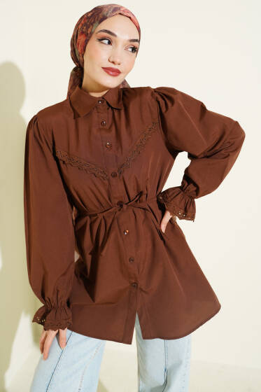 Bilek Lastikli Güpür Detaylı Gömlek Kahve - Gömlek