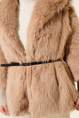 Bilek Ribanalı Kürklü Mont Latte - Mont