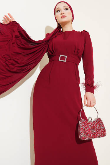 Bilek Tüylü Kemerli Elbise Bordo - Elbise