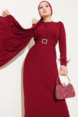 Bilek Tüylü Kemerli Elbise Bordo