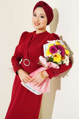 Bilek Tüylü Kuşaklı Abiye Elbise Bordo - Elbise