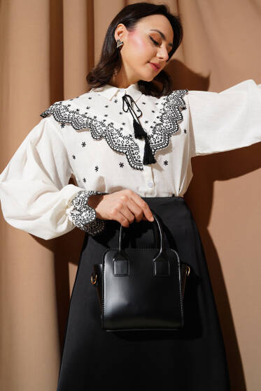 Bilek ve Yaka Nakışlı Kısa Gömlek Ekru - Gömlek