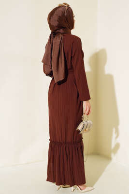 Bilekleri Lastikli Kuşaklı Elbise Kahve - Tesettür Elbise