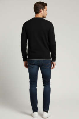 Bisiklet Yaka Armalı Erkek Sweatshirt Siyah - Erkek Sweatshirt