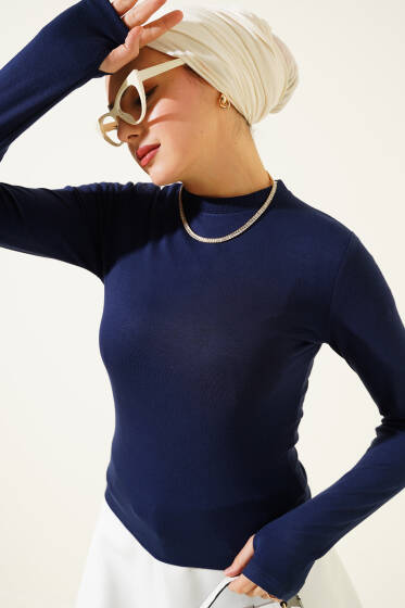 Bisiklet Yaka Basic Body Lacivert - Bluz