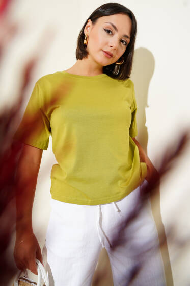 Bisiklet Yaka Basic T-shirt Yağ Yeşili - Kadın Giyim Modelleri