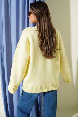 Bisiklet Yaka Basic Yumoş Kazak Sarı - Kadın Giyim Modelleri