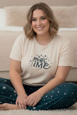 Bisiklet Yaka Baskılı Büyük Beden Pijama Takımı Bej Füme - MANOLYA